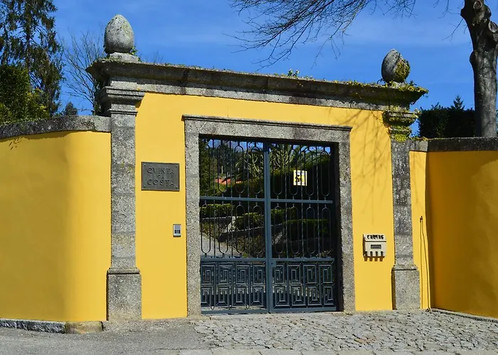 Casa Da Encosta - Quinta Da Costa Hostel